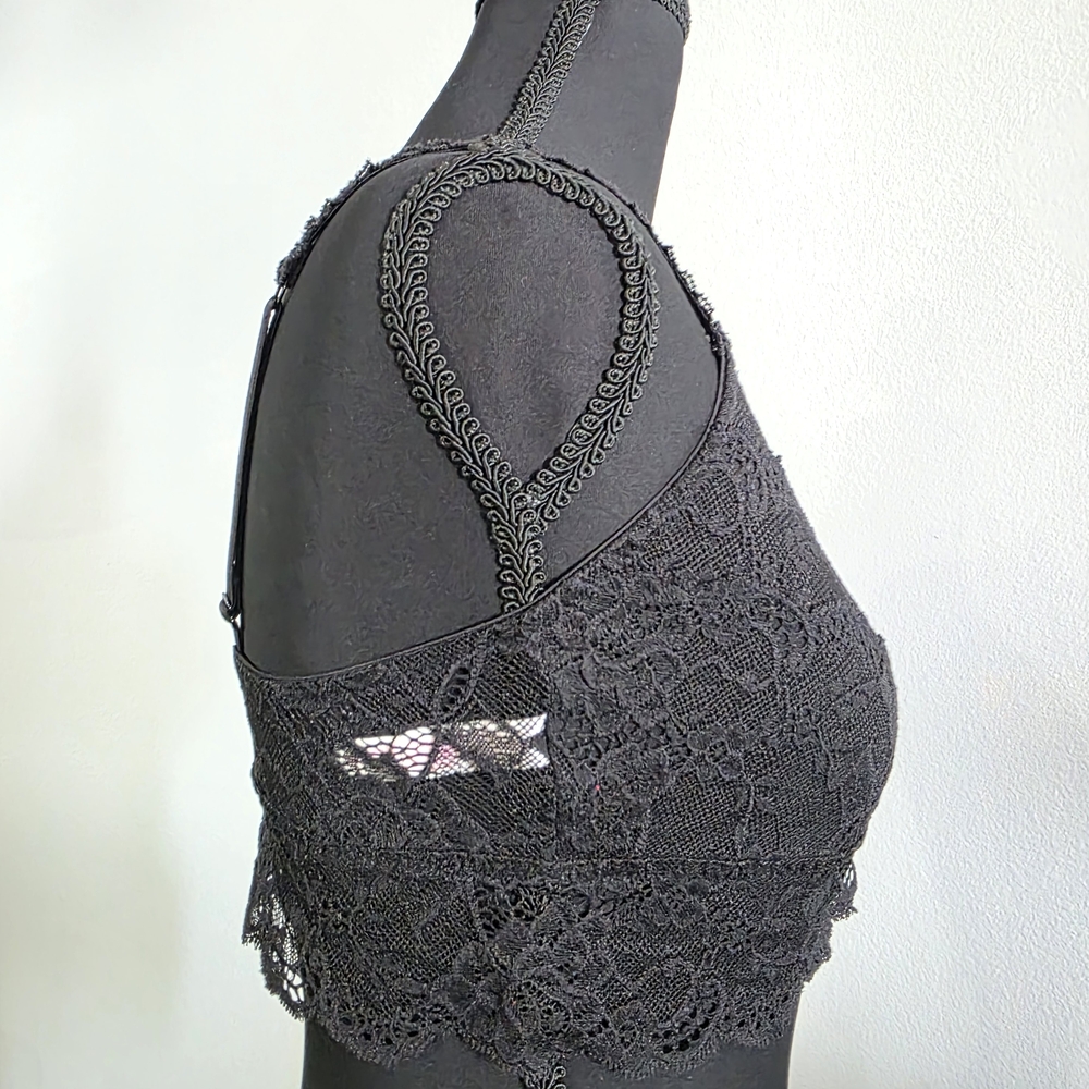 EUC PINK Victoria's Secret Black Lace Bralette - L - Picture 2 of 6